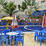 Apartamento No Golden Dolphin Express