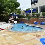 Apartamento No Golden Dolphin Express